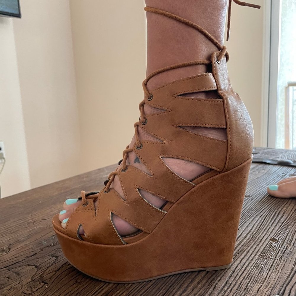 Gladiator Wedge size 8.5